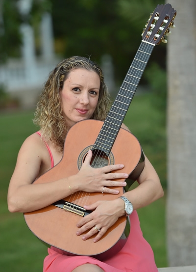 Lina Christodoulidou guitar teacher
